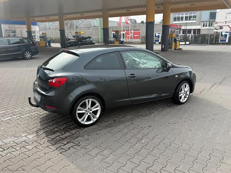 Gebraucht Seat Ibiza 69 PS (50 kW) 2009 Schwarz Kleinwagen