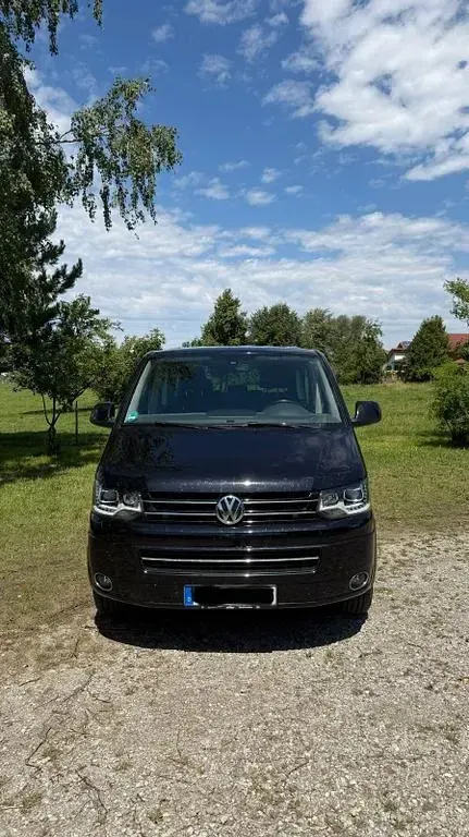 Gebraucht VW Multivan Comfortline 140 PS (102 kW) 2015 Schwarz Van / Kleinbus