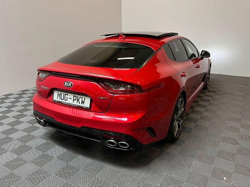 Gebraucht Kia Stinger GT 370 PS (272 kW) 2018 Rot Kleinwagen