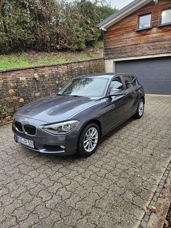 Gebraucht BMW 118 170 PS (125 kW) 2014 Grau Kleinwagen