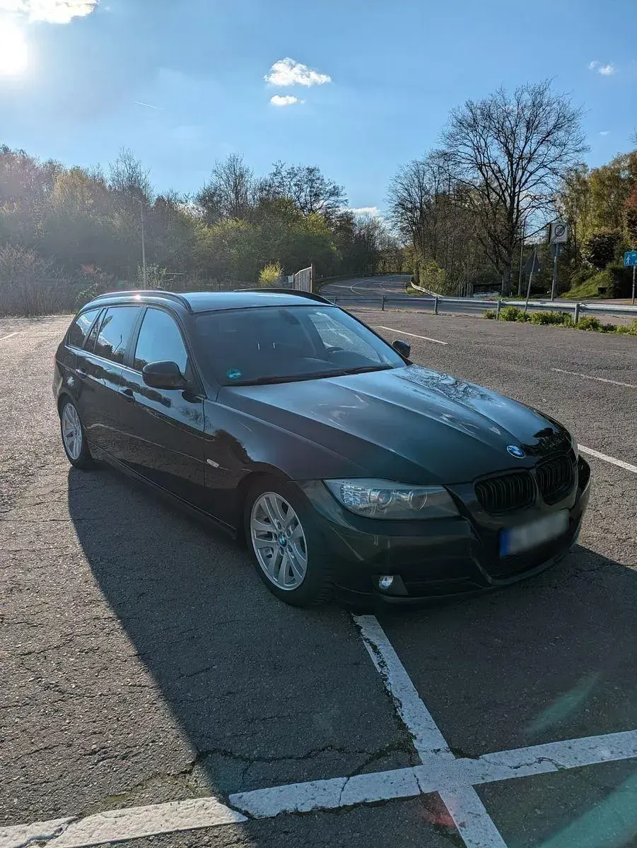 Second-hand BMW 318 Performance 143 CP (105 kW) 2011 Negru Break