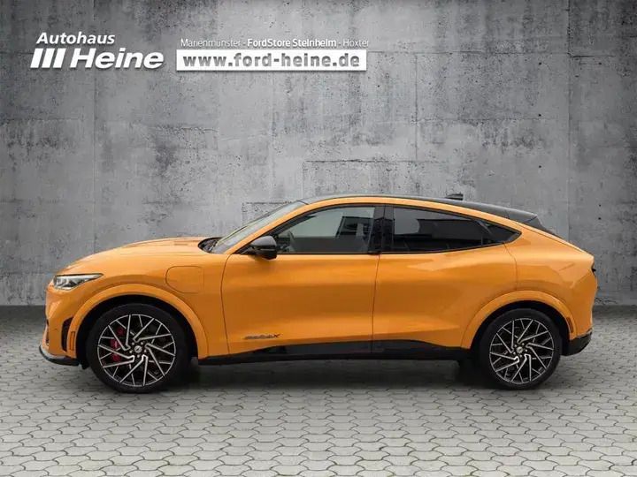 Gebraucht Ford Mustang Mach-E GT 358 kW (487 PS) 2022 Cyber orange metallic / dach i SUV