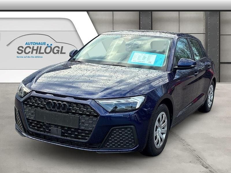 Gebraucht Audi A1 Sportback Basis 95 PS (69 kW) 2023 Blau Kleinwagen