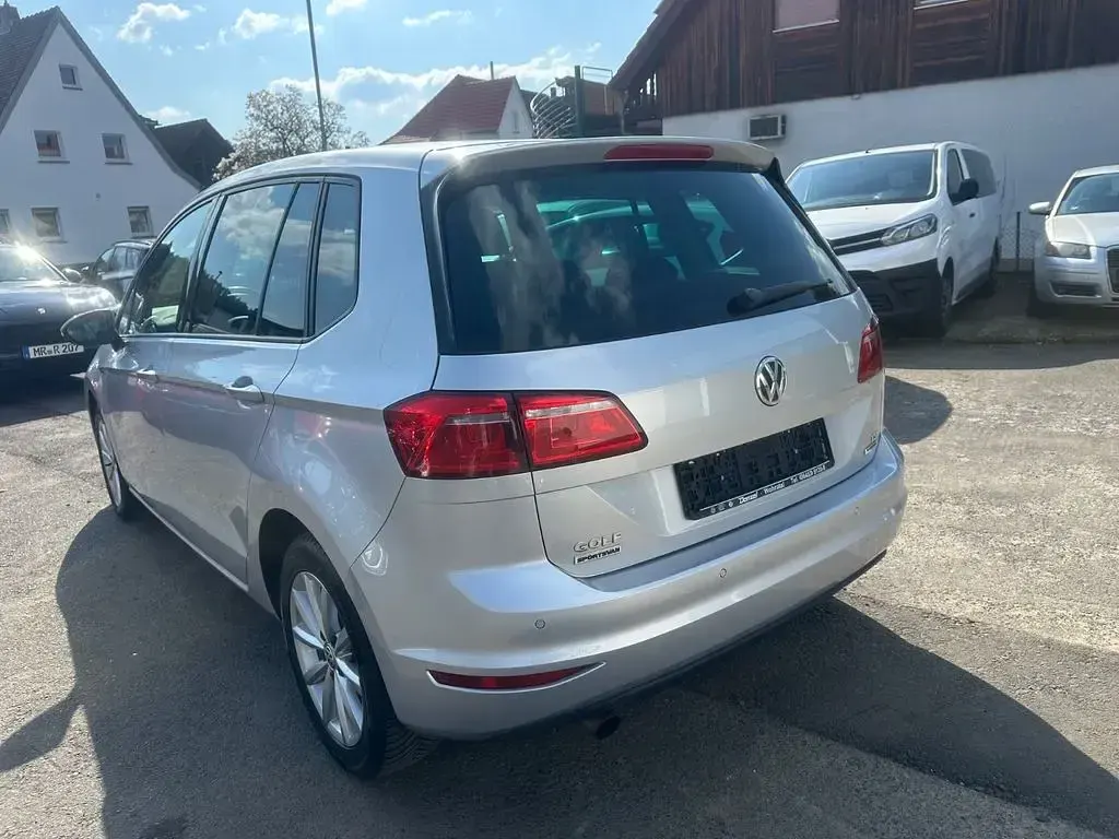 Gebraucht VW Golf Sportsvan LOUNGE 110 PS (80 kW) 2015 Silber Van / Kleinbus