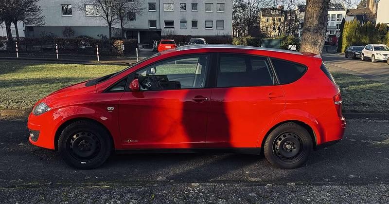 Gebraucht Seat Altea XL Copa 105 PS (77 kW) 2012 Rot Van / Kleinbus