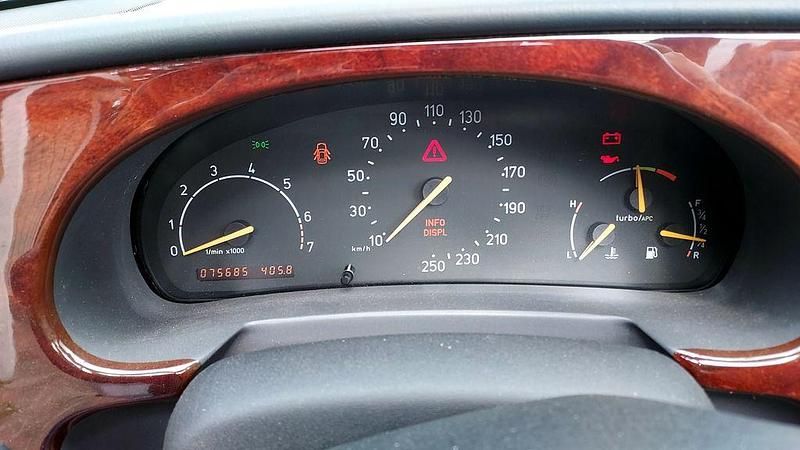 Gebraucht Saab 900 Cabriolet 185 PS (136 kW) 1997 Silber Cabrio