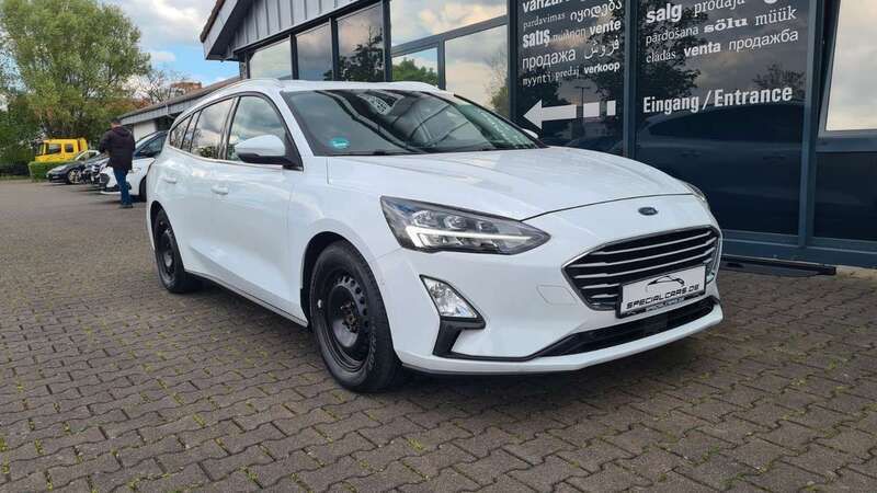 Weiß Gebraucht 2020 Ford Focus Cool & Connect Kombi | 14.990 € (Fairer Preis) - Bild 1/4