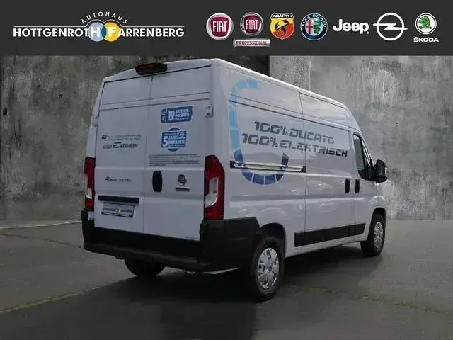 Gebraucht Fiat Ducato 50 kW (68 PS) 2021 Weiss Van