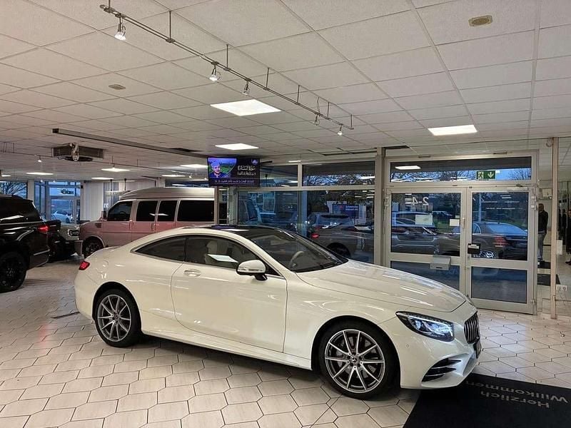 Diamantweiss Gebraucht 2018 Mercedes 560 Coupé | 49.900 € - Bild 1/4