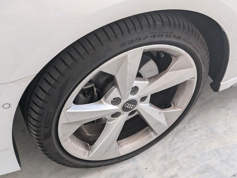 Gebraucht Audi A3 S-Line 190 PS (139 kW) 2023 Weiß Limousine