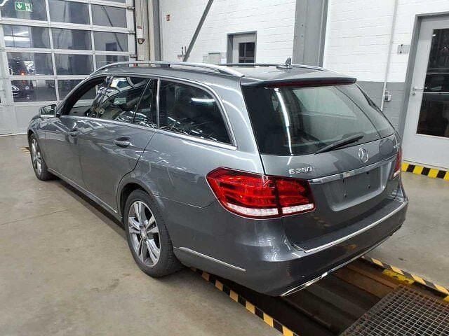 Gebraucht Mercedes E250 204 PS (150 kW) 2016 Grau Limousine
