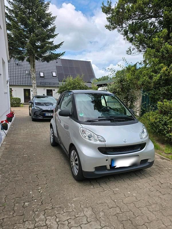 Silber Gebraucht 2011 Smart ForTwo Coupé Coupé | 5.000 € (Fairer Preis) - Bild 1/2