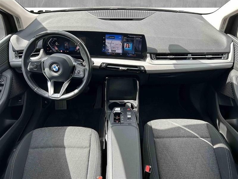Gebraucht BMW 220 Active Tourer Efficient Dynamics 170 PS (125 kW) 2023 Grau Van / Kleinbus