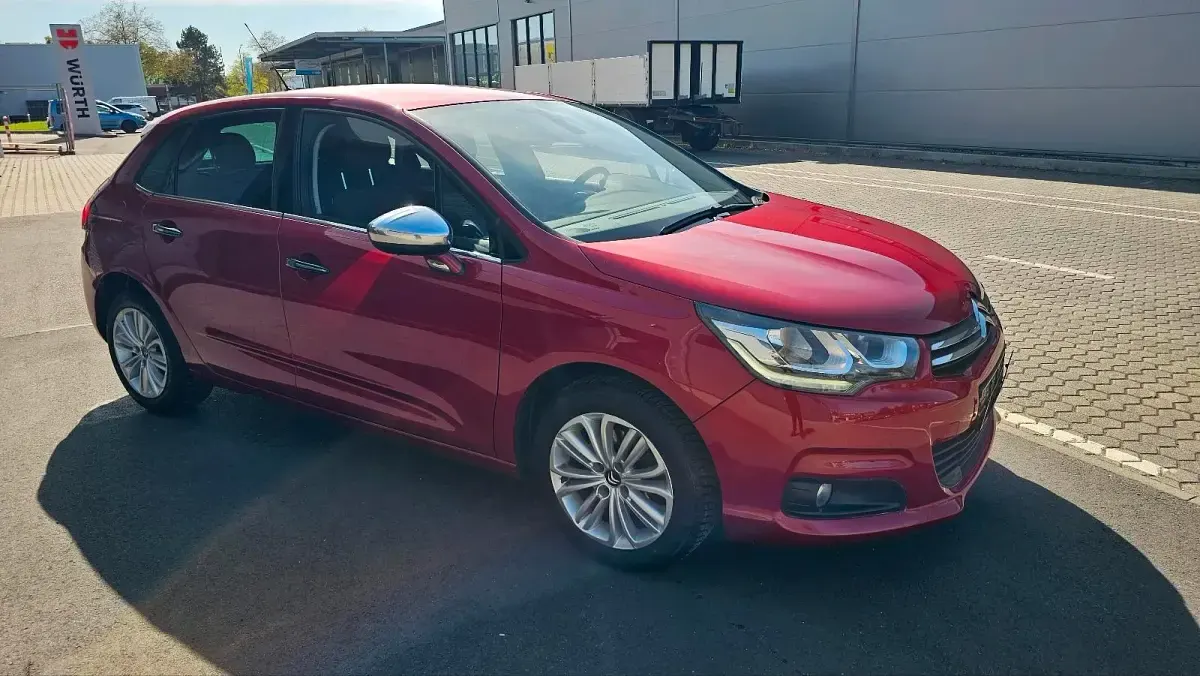 Gebraucht Citroën C4 131 PS (96 kW) 2016 Rot Limousine