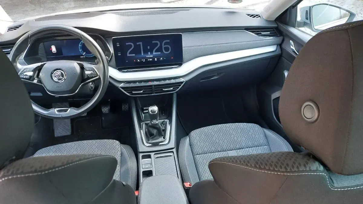Gebraucht Skoda Octavia Ambition 116 PS (85 kW) 2023 Silber Kombi