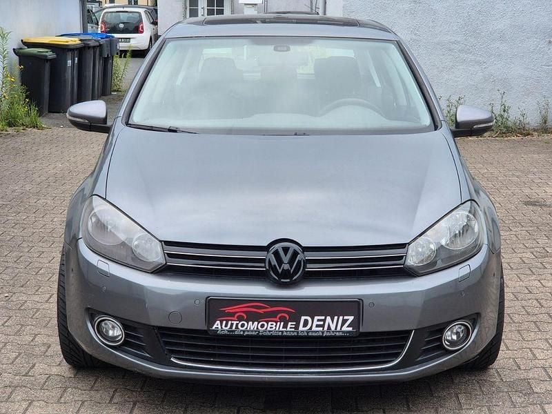 Grau Gebraucht 2009 VW Golf VI Highline Limousine | 5.999 € (Guter Preis) - Bild 1/4