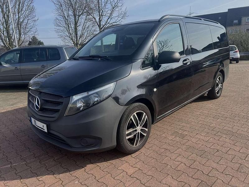 Gebraucht Mercedes Vito 163 PS (119 kW) 2016 Schwarz Van