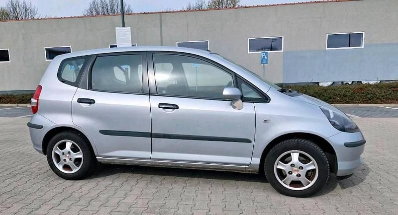 Gebraucht Honda Jazz LS 83 PS (61 kW) 2004 Silber Kleinwagen