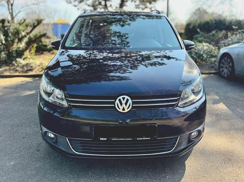 Schwarz Gebraucht 2011 VW Touran Comfortline Van / Kleinbus | 5.799 € (Guter Preis) - Bild 1/4