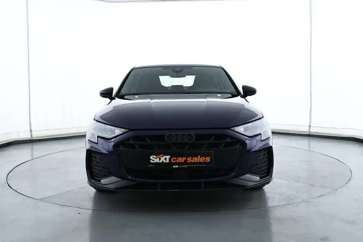 Gebraucht Audi A3 S-Line 85 PS (62 kW) 2025 Blau Limousine