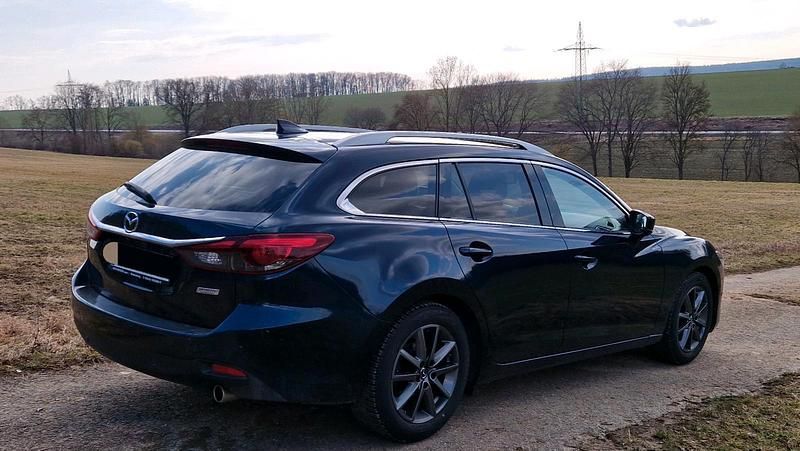 Gebraucht Mazda 6 Nakama Intense 192 PS (141 kW) 2016 Blau Kombi