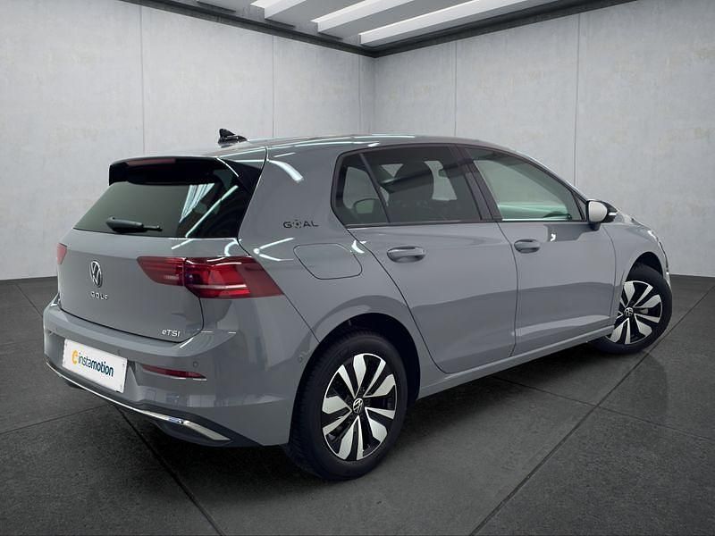 Gebraucht VW Golf VIII 116 PS (85 kW) 2025 Grau Kleinwagen