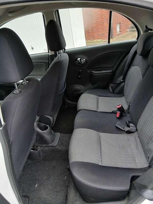 Gebraucht Nissan Micra Acenta 80 PS (58 kW) 2015 Weiß Limousine