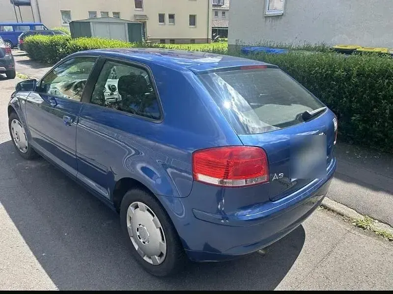 Gebraucht Audi A3 102 PS (75 kW) 2006 Blau Kleinwagen