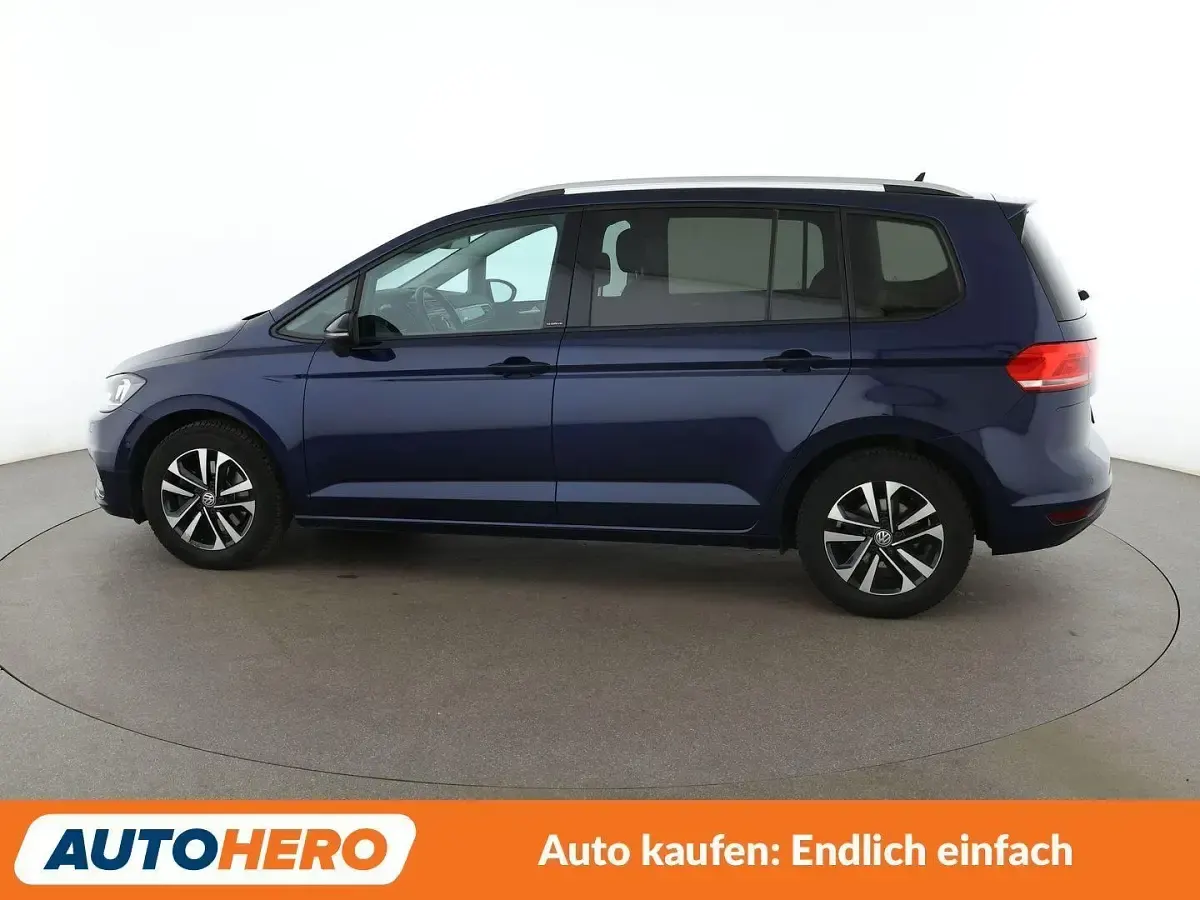 Gebraucht VW Touran IQ Drive 150 PS (110 kW) 2019 Blau Van / Kleinbus
