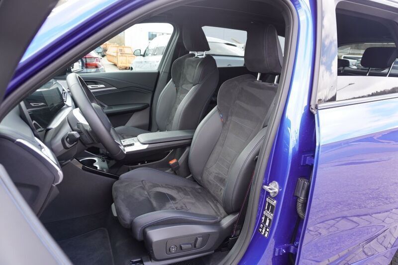 Gebraucht BMW X1 M Sport 163 PS (119 kW) 2023 M portimao blau SUV