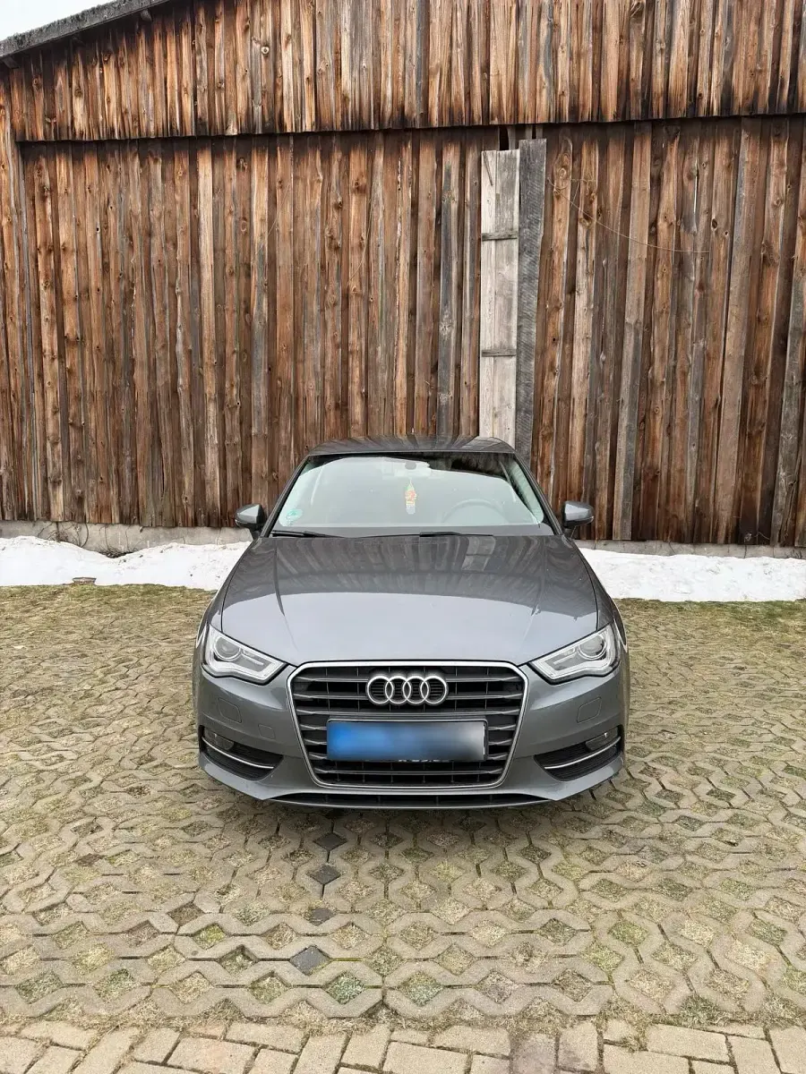 Gebraucht Audi A3 110 PS (80 kW) 2016 Grau Kleinwagen
