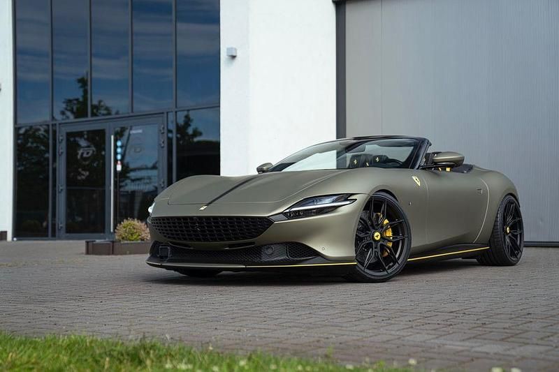 Grau Gebraucht 2024 Ferrari Roma Coupé | 289.800 € - Bild 1/4