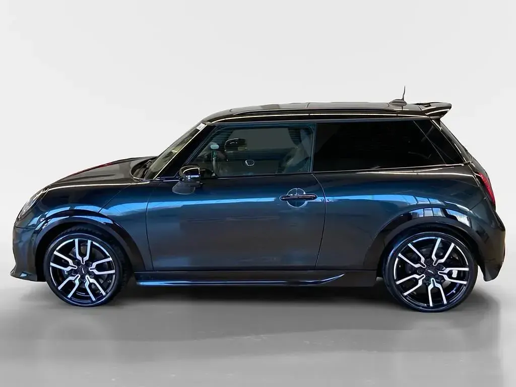 Gebraucht Mini John Cooper Works 156 PS (114 kW) 2024 Legend grey Kleinwagen