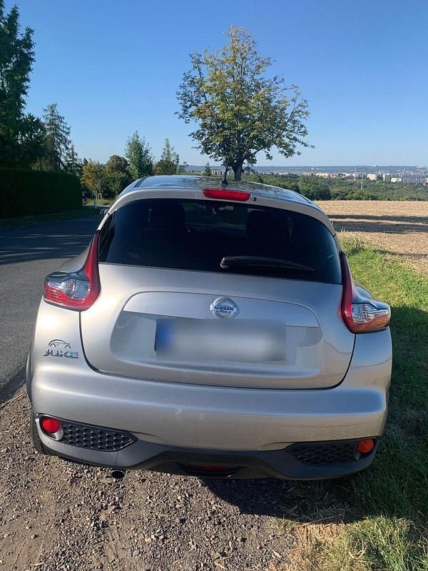 Gebraucht Nissan Juke 360º 117 PS (86 kW) 2015 Silber SUV