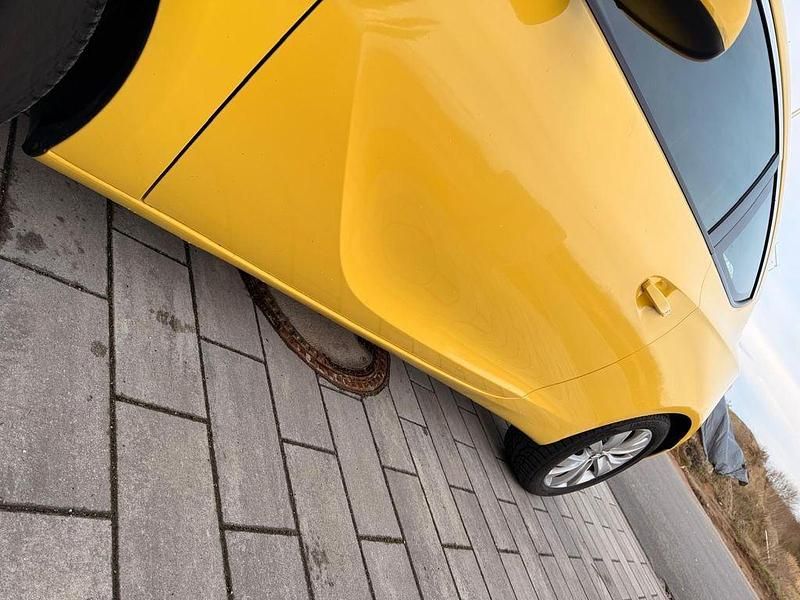 Gebraucht Opel Astra S 136 PS (100 kW) 2015 Gelb Limousine