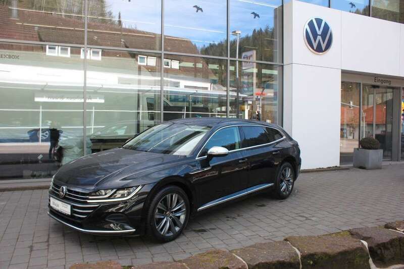 Deep black perleffekt Gebraucht 2024 VW Arteon Elegance Kombi | 37.390 € (Etwas zu teuer) - Bild 1/4