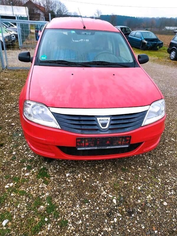 Rot Gebraucht 2012 Dacia Logan Limousine | 1.990 € (Guter Preis) - Bild 1/4