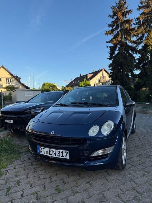 Second-hand Smart ForFour Passion 95 CP (69 kW) 2006 Albastru Hatchback