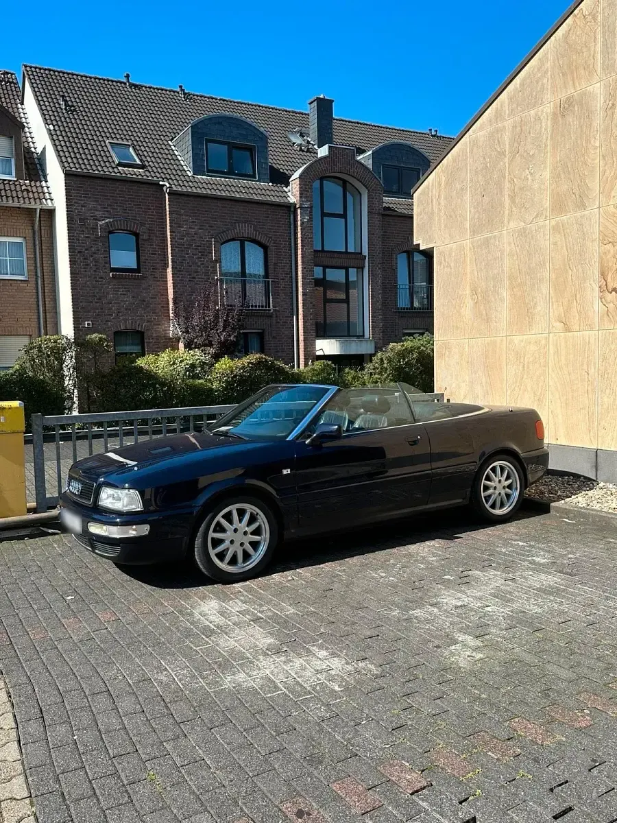 Occasion Audi 80 125 ch (91 kW) 1999 Bleue Cabriolet