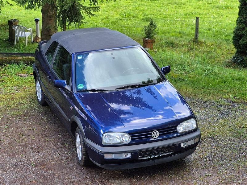 Gebraucht VW Golf Cabriolet 90 PS (66 kW) 1994 Blau Cabrio