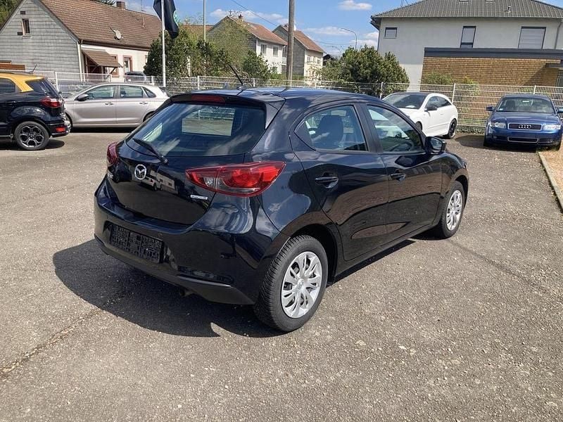 Gebraucht Mazda 2 Ad'Vantage 90 PS (66 kW) 2021 Schwarz (metallic) Limousine