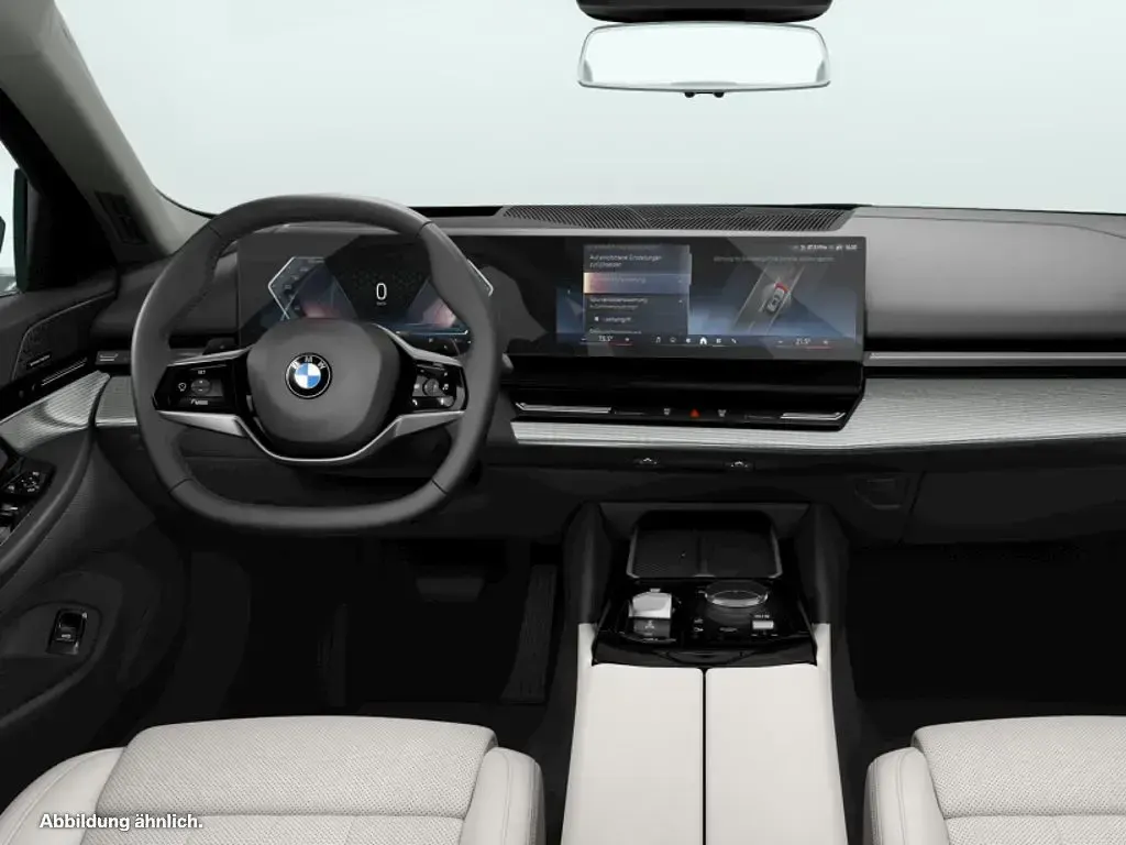Gebraucht BMW 540 286 PS (210 kW) 2025 Schwarz Kombi