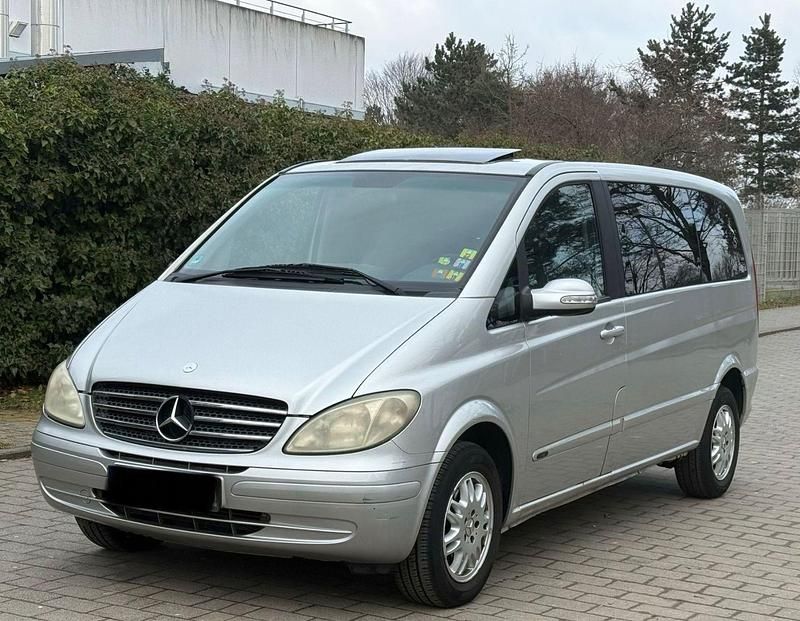 Gebraucht Mercedes Viano 109 PS (80 kW) 2004 Silber Van / Kleinbus