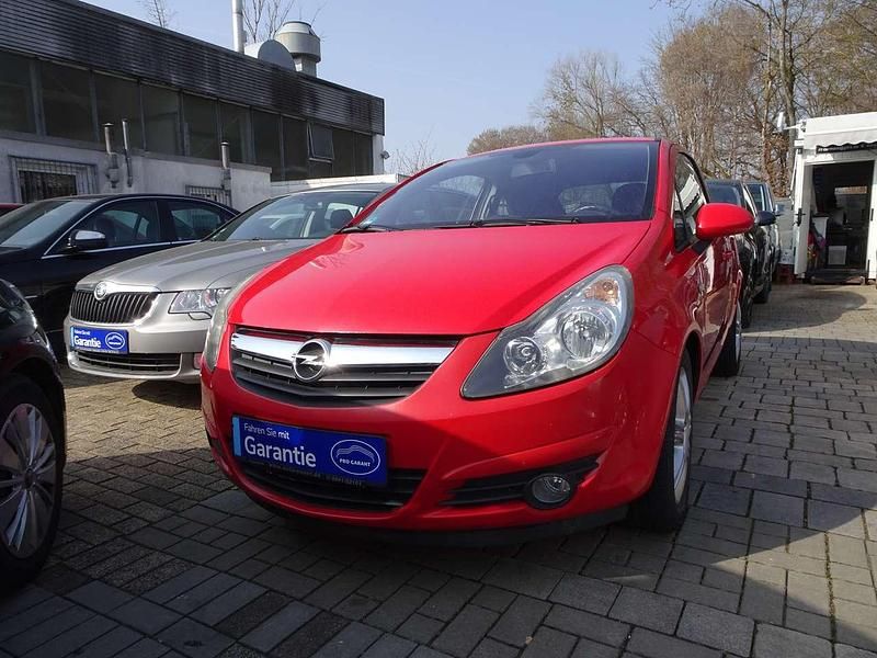 Gebraucht Opel Corsa Edition 87 PS (63 kW) 2010 Magma rot (b) Kleinwagen