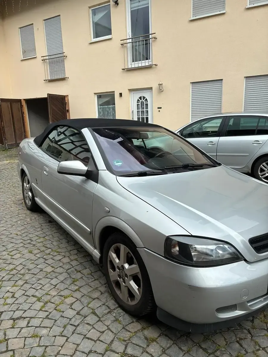 Gebraucht Opel Astra 147 PS (108 kW) 2000 Grau Cabrio