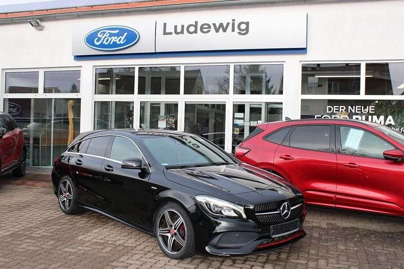 Kosmosschwarz Gebraucht 2018 Mercedes CLA250 Limousine | 23.790 € (Fairer Preis) - Bild 1/4