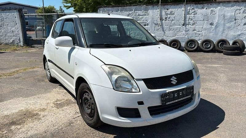 Gebraucht 2005 Suzuki Swift Club Limousine | 999 € (Superpreis) - Bild 1/4