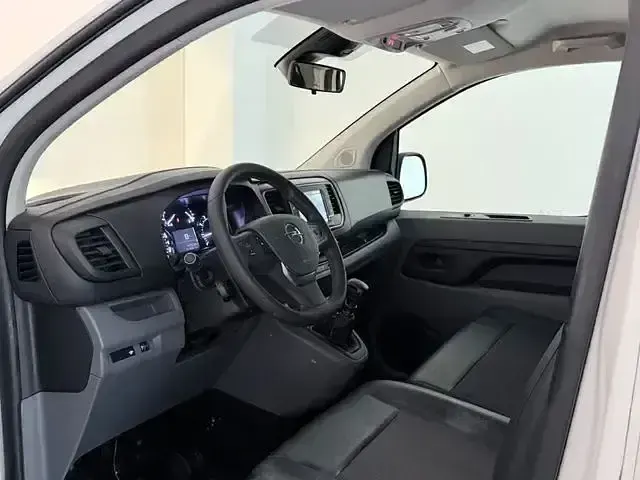 Gebraucht Opel Vivaro Edition 122 PS (89 kW) 2021 White jade Van / Kleinbus
