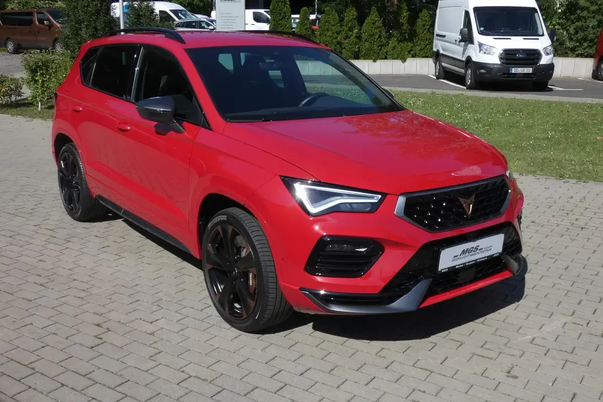 Gebraucht Cupra Ateca 301 PS (221 kW) 2022 "velvet" rot SUV