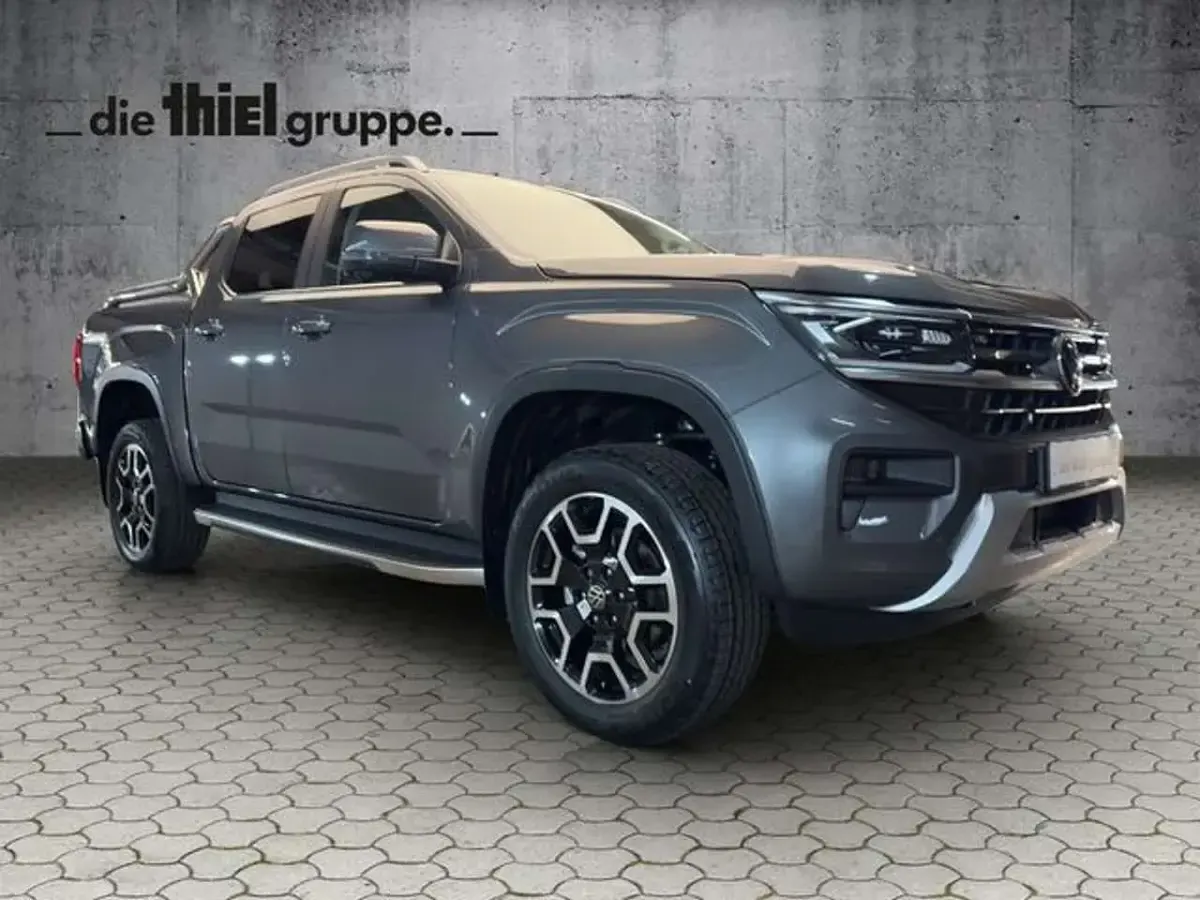 Gebraucht VW Amarok Style 241 PS (177 kW) 2026 Grau Pickup